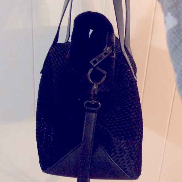 Fabletics Grip Tote gym bag - Picture 7 of 7